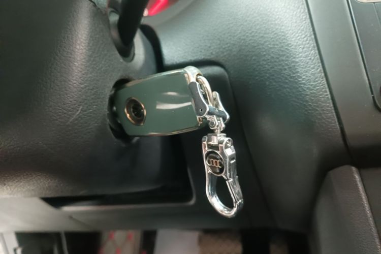 Volkswagen Polo 2019 car image #9