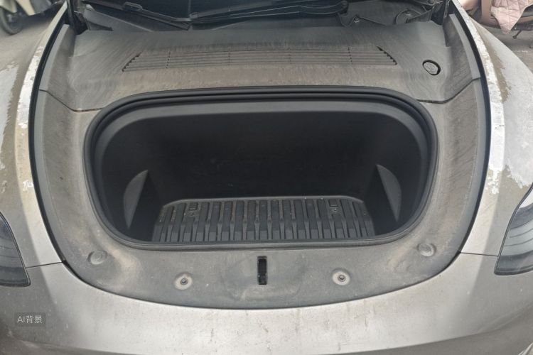 Tesla Model Y 2022 immagine di auto #22