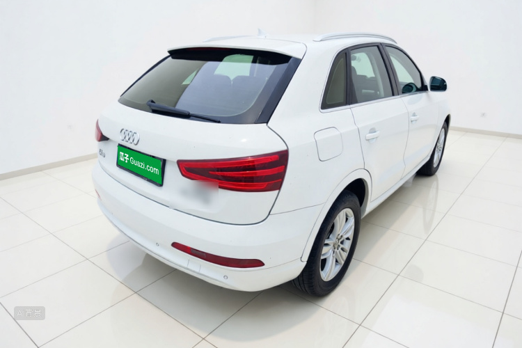 Audi Q3 2014 #5 Audi Q3 2014 car image #5