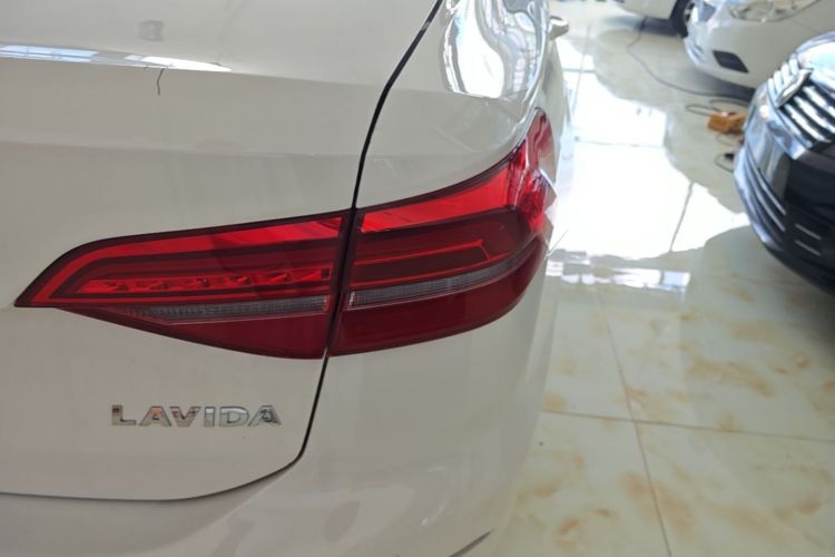 Volkswagen Lavida 2019 #8 Volkswagen Lavida 2019 car image #8