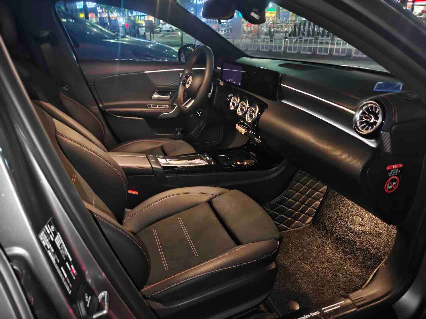 Mercedes-Benz A Class 2024 immagine di auto #5