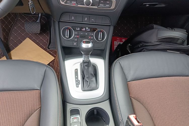 Audi Q3 2019 #14 Audi Q3 2019 car image #14