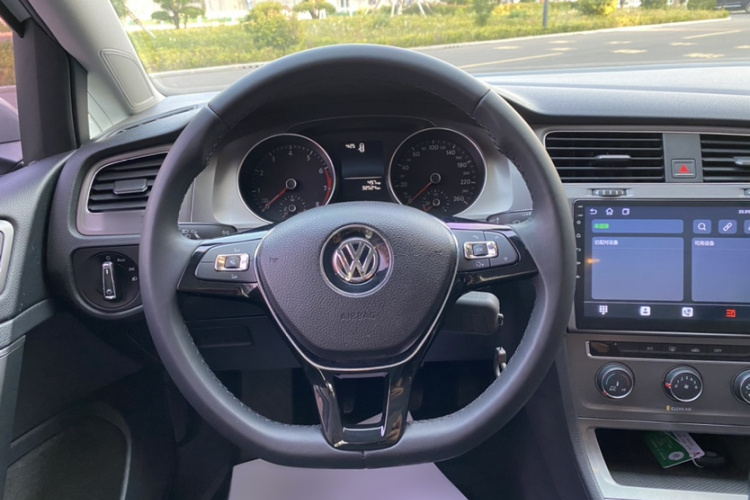 Volkswagen Golf 2016 صورة سيارة #13
