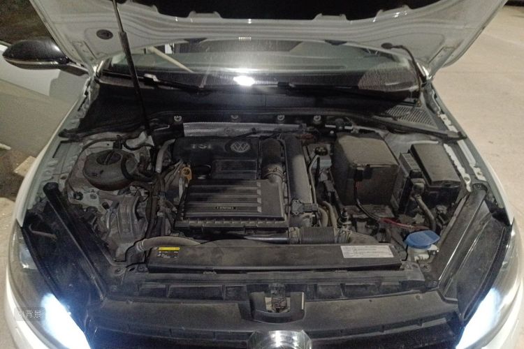 Volkswagen Golf 2016 car image #22