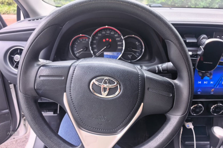 Toyota Corolla 2017 car image #12