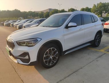 BMW X1 2022 BMW X1 2022 car image