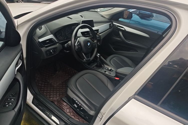 BMW X1 2017 car image #16