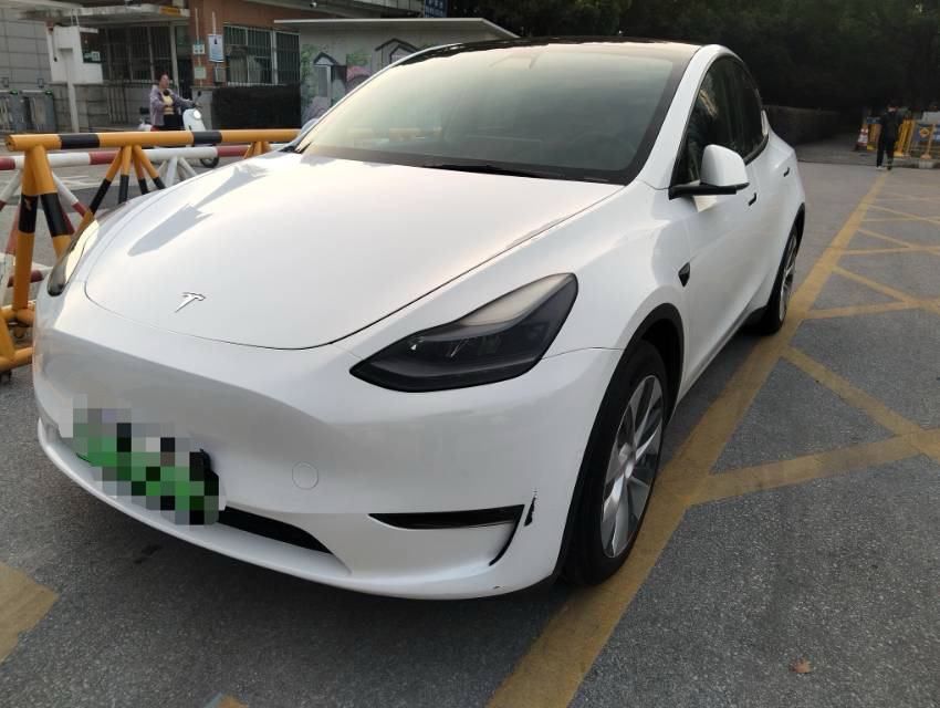 Tesla Model Y 2021 Tesla Model Y 2021 car image