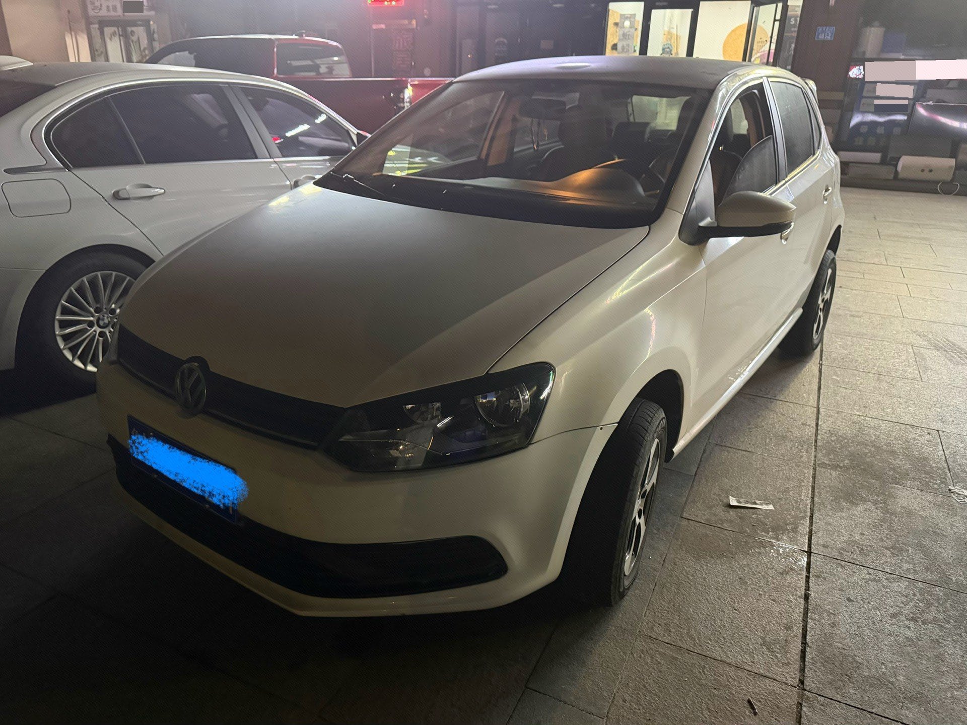 Volkswagen Polo 2017 car image 