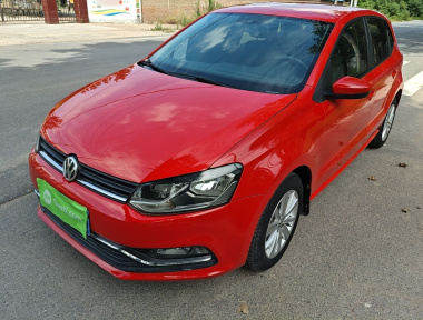 Volkswagen Polo 2015 Volkswagen Polo 2015 car image