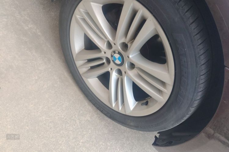 BMW 3 Series 2016 car image #9