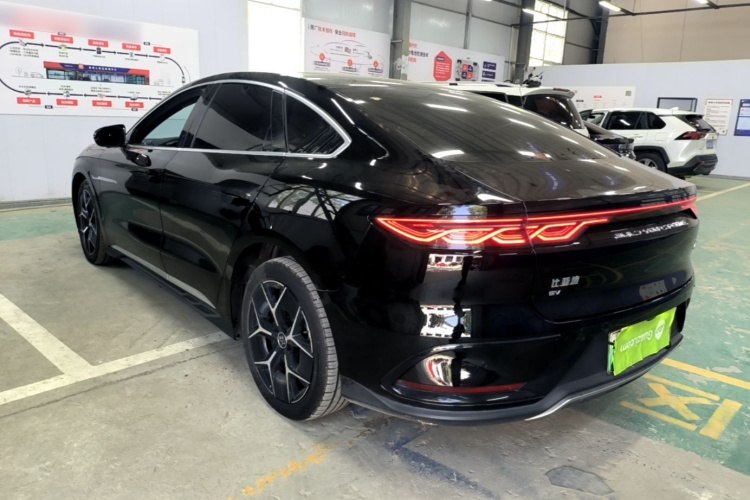BYD Han 2024 car image #5