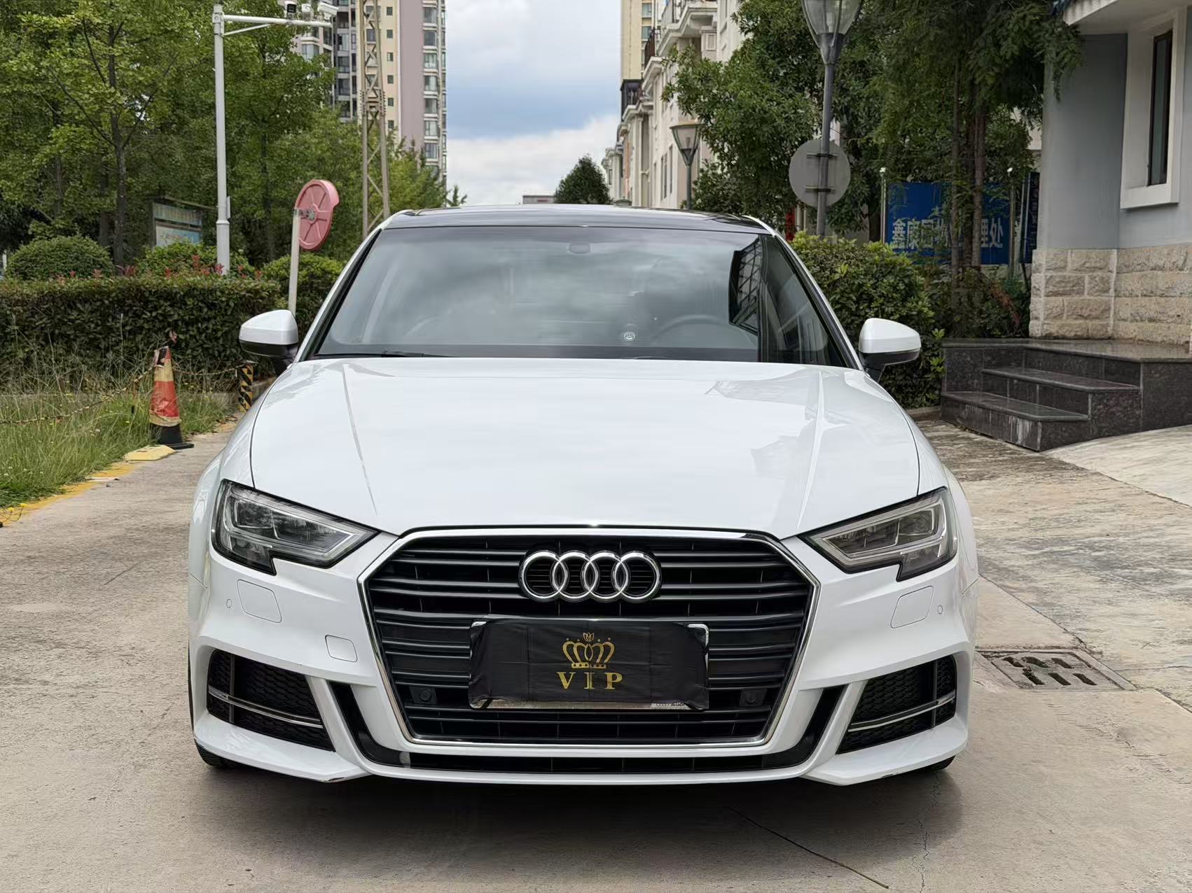 Audi A3 2019 car image #2