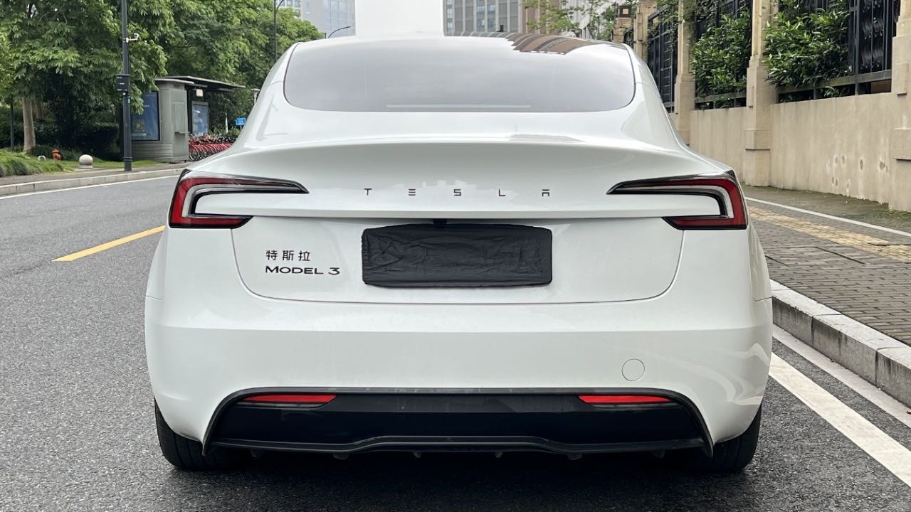 Tesla Model 3 2026 #5 Tesla Model 3 2026 immagine di auto #5