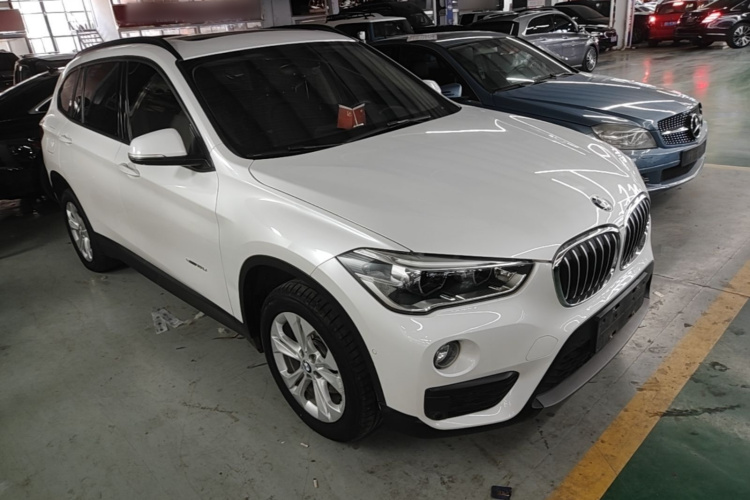 BMW X1 2017 #6 BMW X1 2017 car image #6