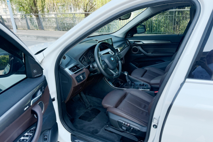 BMW X1 2018 #25 BMW X1 2018 car image #25
