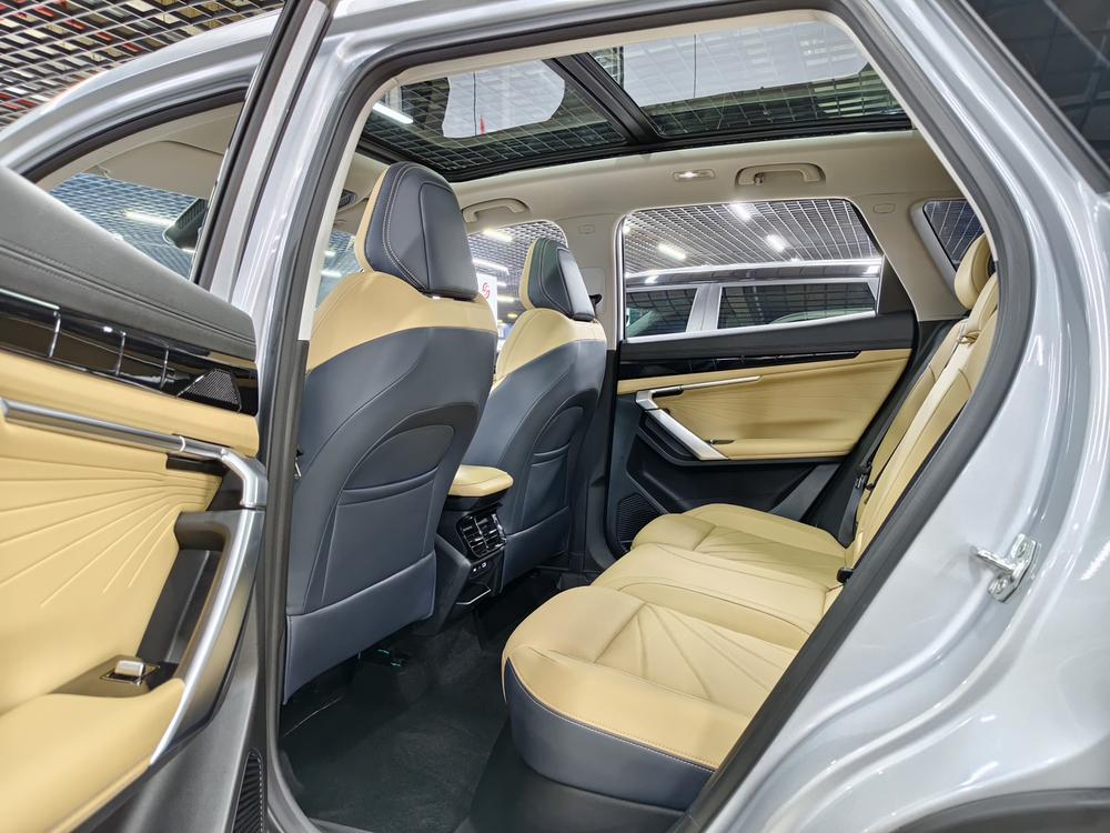 GEELY Boyue L 2024 #8 GEELY Boyue L 2024 car image #8