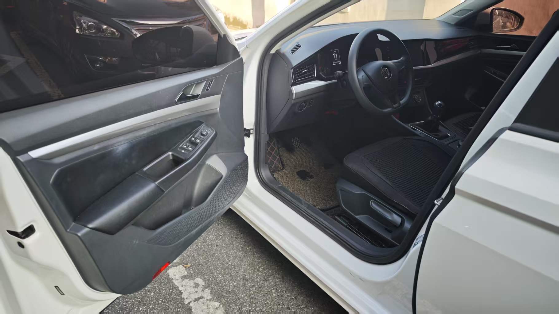 Volkswagen Bora 2019 car image #3