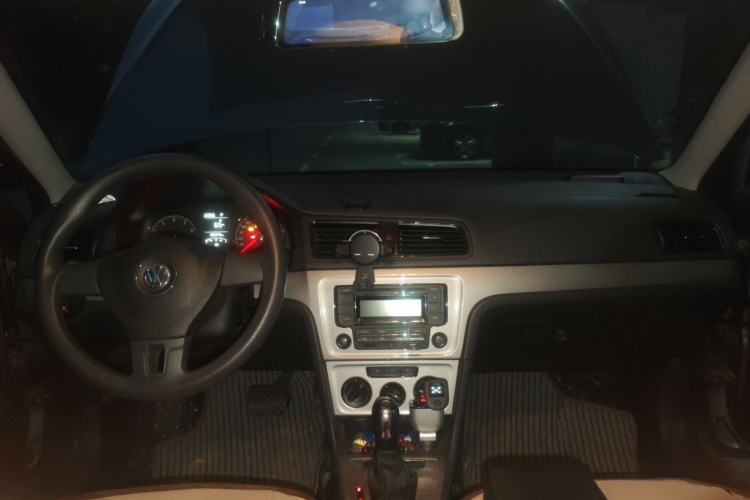 Volkswagen Lavida 2015 car image #7