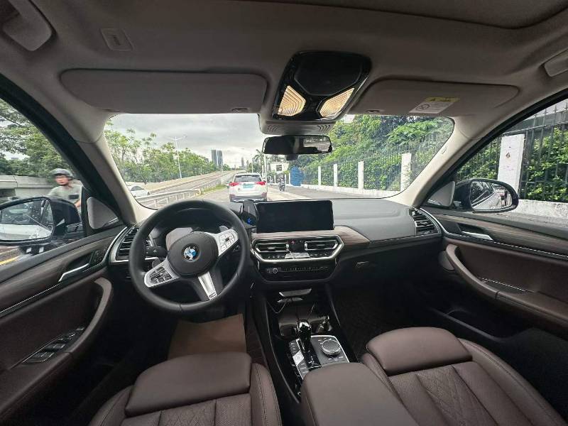 BMW X3 2024 car image #5