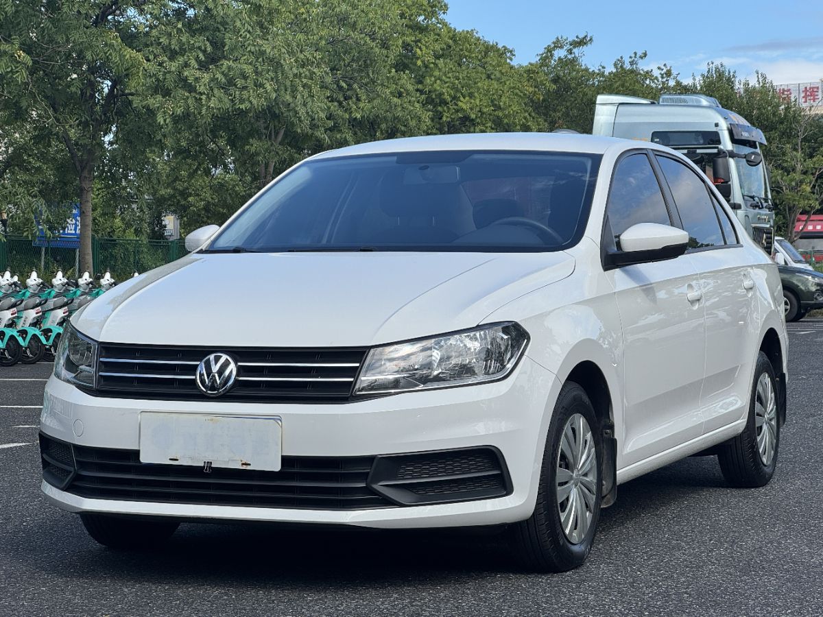 Volkswagen Santana 2024 car image 