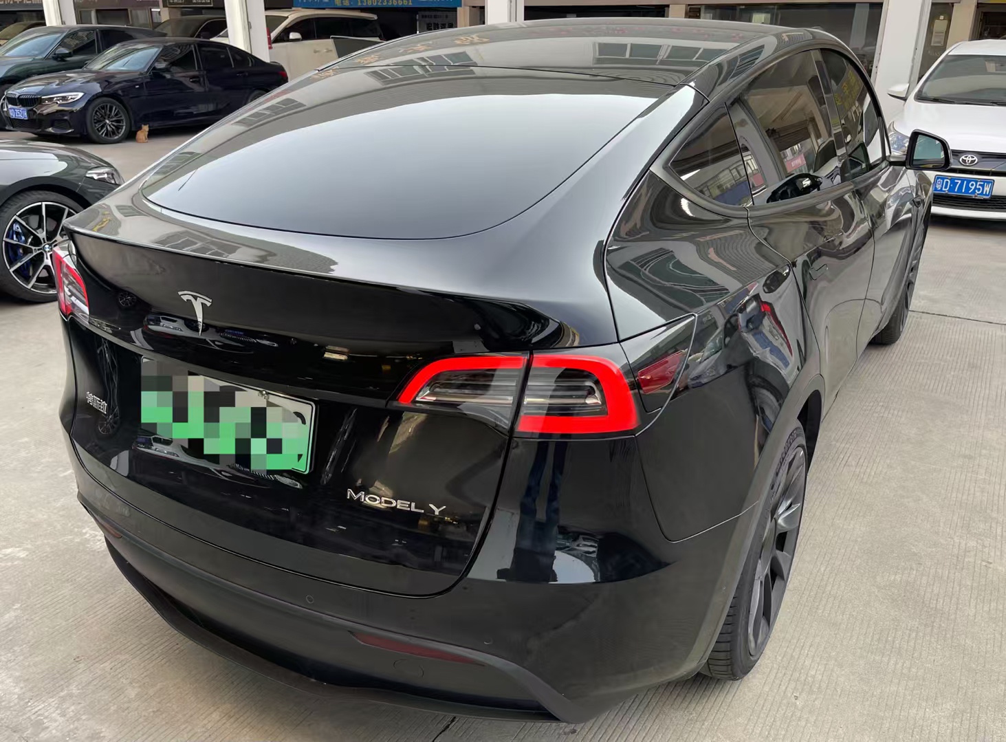 Tesla Model Y 2021 #5 Tesla Model Y 2021 car image #5