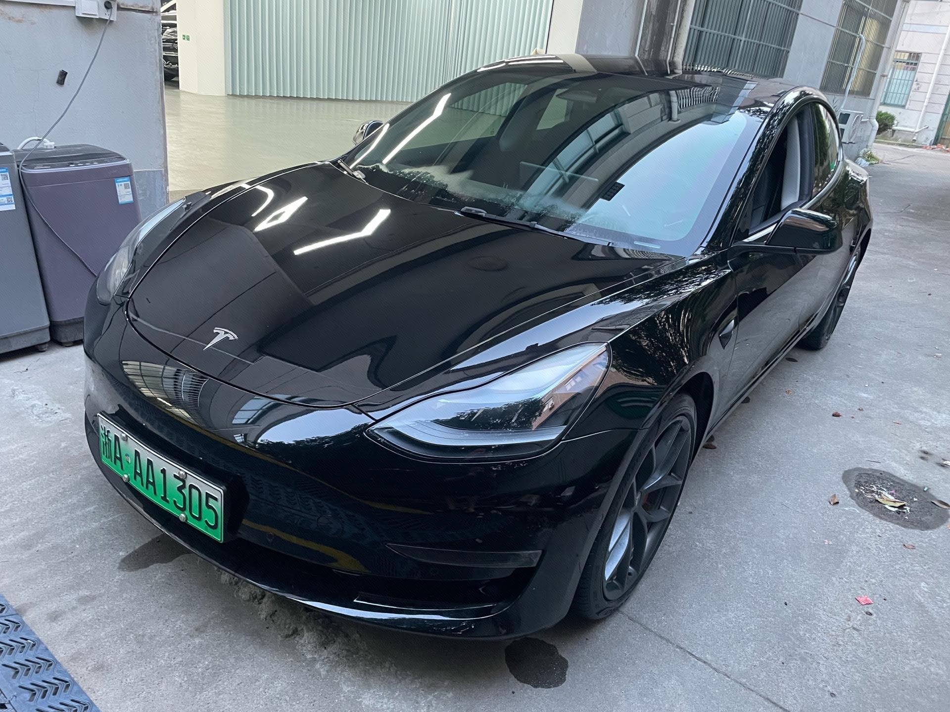 Tesla Model 3 2022 car image 