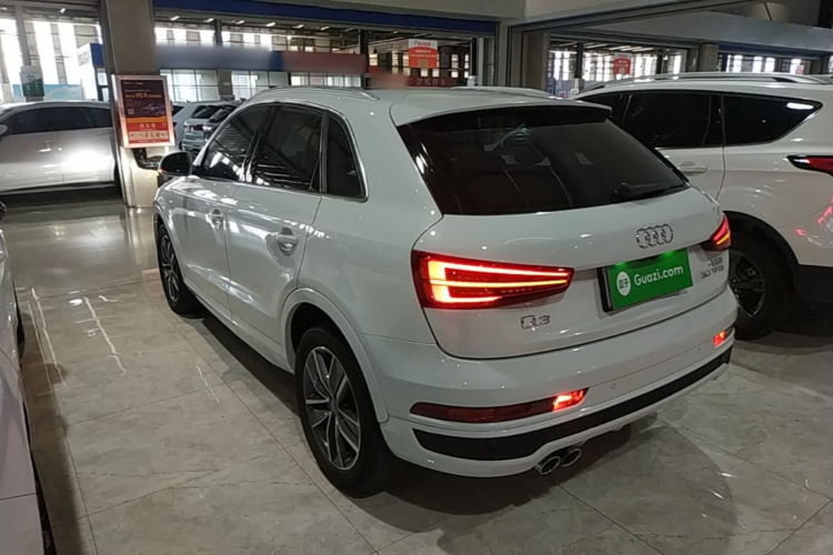 Audi Q3 2019 #5 Audi Q3 2019 car image #5