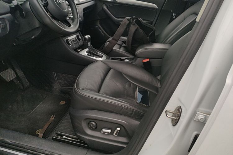 Audi Q3 2019 #15 Audi Q3 2019 car image #15
