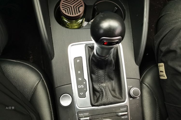 Audi A3 2017 car image #16
