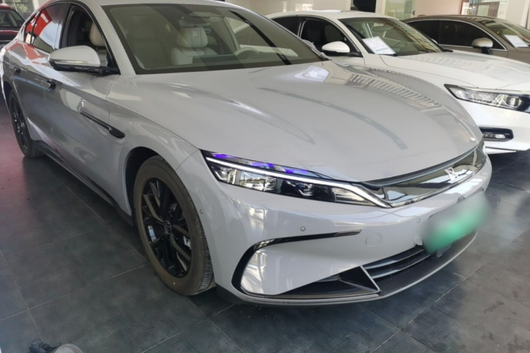 BYD Han 2025 #6 BYD Han 2025 immagine di auto #6