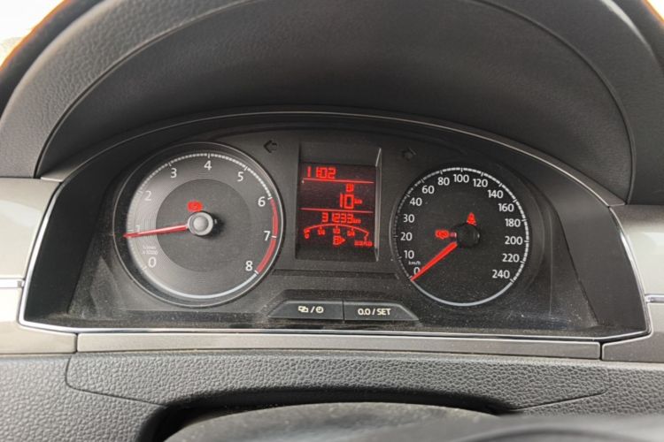 Volkswagen Santana 2018 car image #13