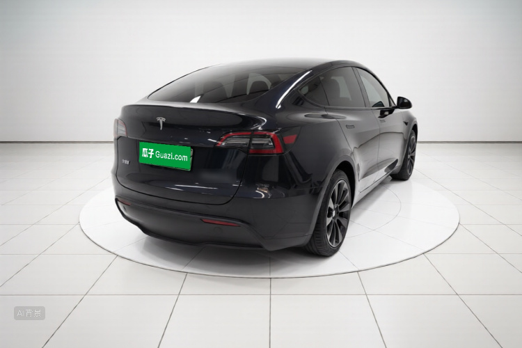 Tesla Model Y 2024 #7 Tesla Model Y 2024 car image #7
