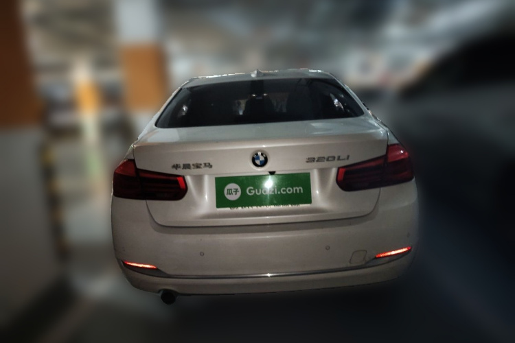 BMW 3 Series 2015 #4 BMW 3 Series 2015 car image #4