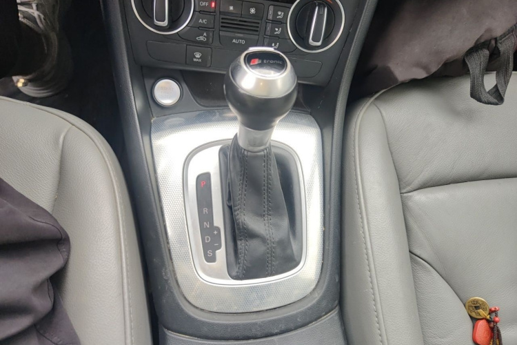 Audi Q3 2016 #18 Audi Q3 2016 car image #18