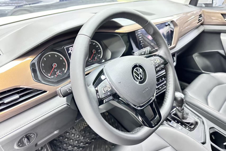 Volkswagen Tharu 2022 #8 Volkswagen Tharu 2022 car image #8