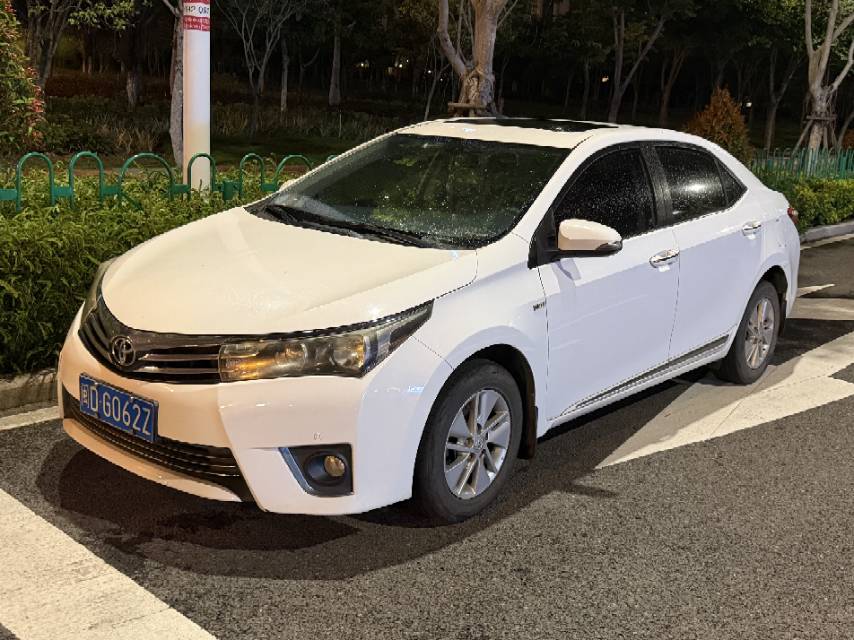 Toyota Corolla 2015 Toyota Corolla 2015 car image