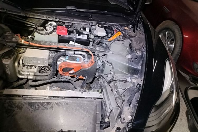Tesla Model 3 2021 car image #24