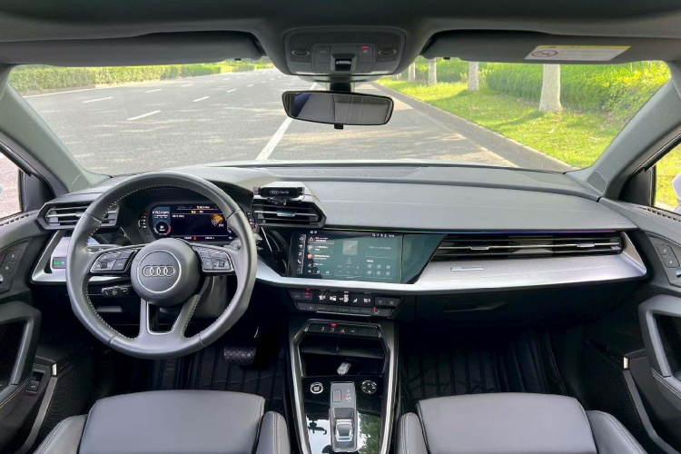 Audi A3 2021 car image #12