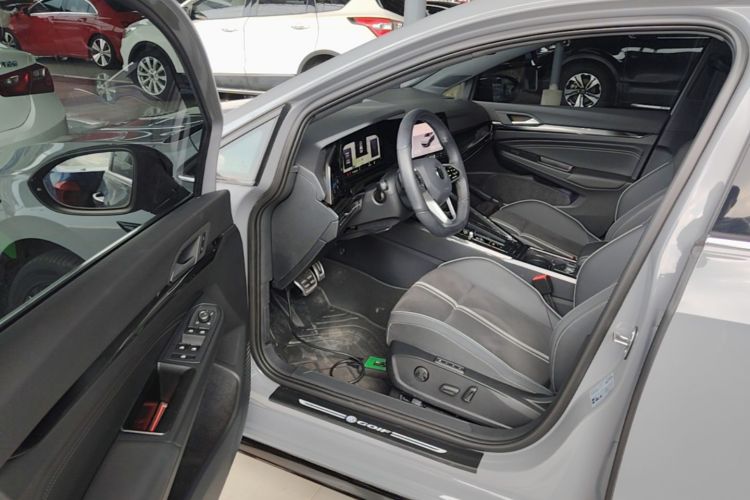 Volkswagen Golf 2024 #16 Volkswagen Golf 2024 car image #16