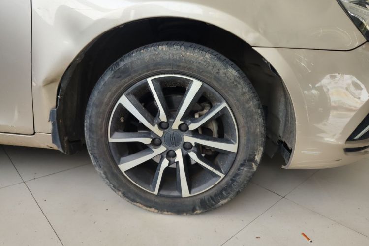 GEELY Emgrand 2019 #6 GEELY Emgrand 2019 car image #6