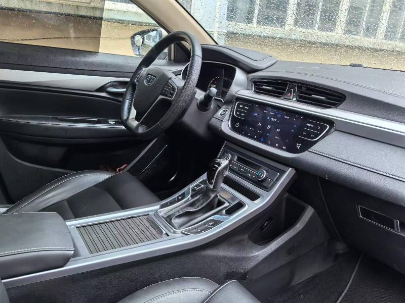 GEELY Emgrand 2019 #7 GEELY Emgrand 2019 car image #7