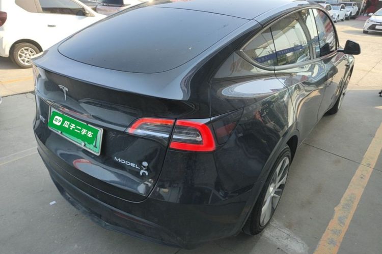 Tesla Model Y 2022 #5 Tesla Model Y 2022 immagine di auto #5