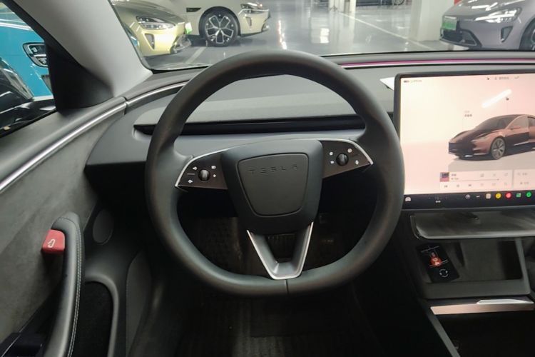 Tesla Model 3 2024 #11 Tesla Model 3 2024 car image #11