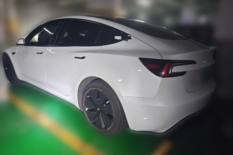 Tesla Model 3 2023 #5 Tesla Model 3 2023 immagine di auto #5