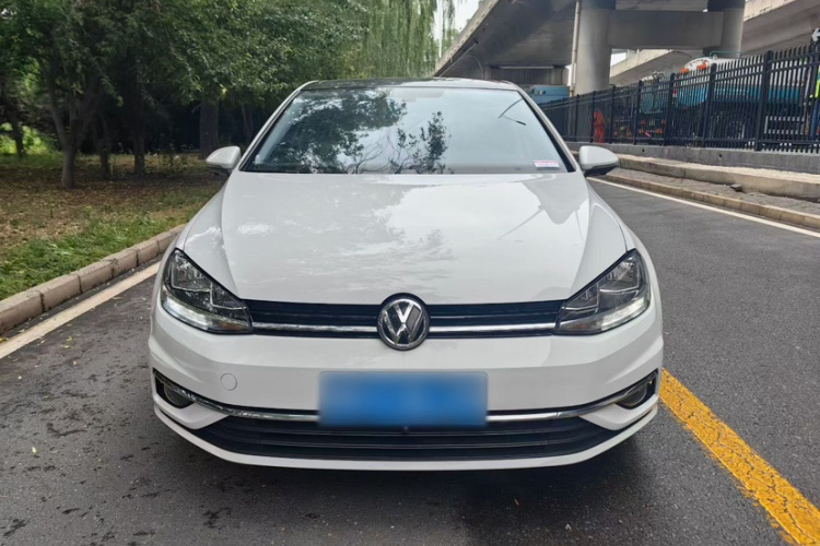 Volkswagen Golf 2020 #3 Volkswagen Golf 2020 car image #3