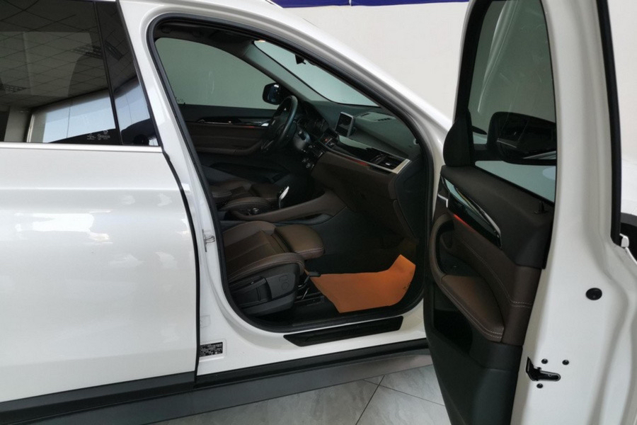 BMW X1 2021 car image #5
