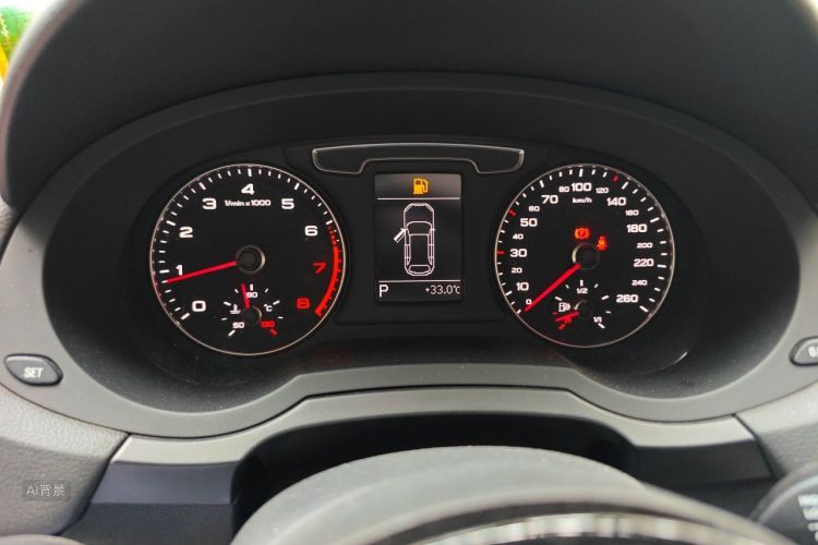 Audi Q3 2019 #13 Audi Q3 2019 car image #13