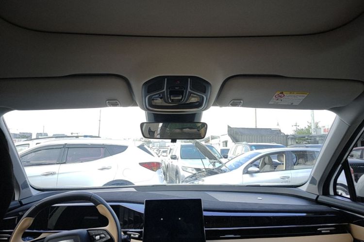 GEELY Boyue L 2022 car image #18