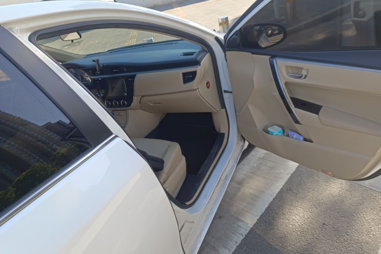 Toyota Corolla 2015 #25 Toyota Corolla 2015 car image #25